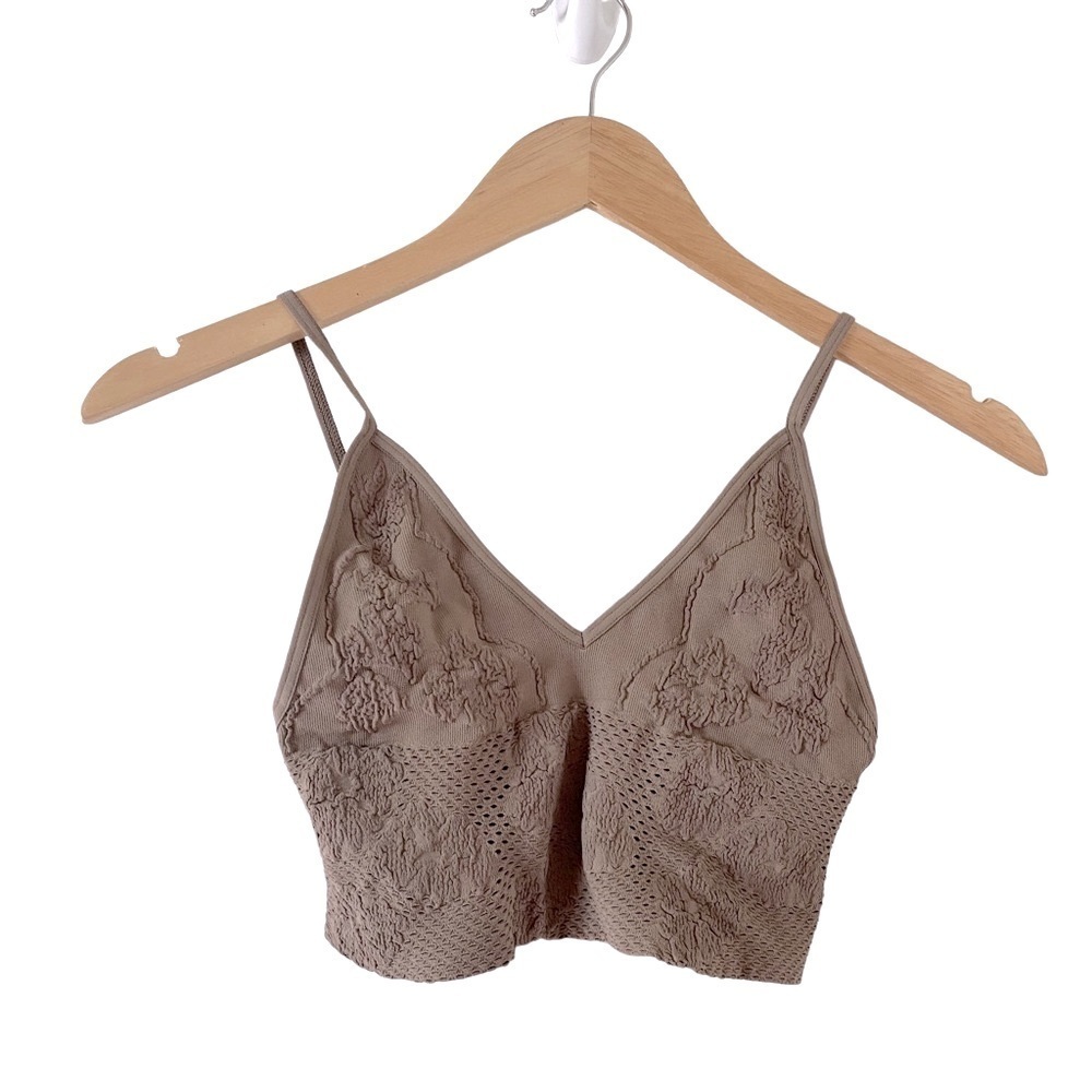 NWT  Intimately Free People Candy Seamless Bra. Sand . Sz XS/S